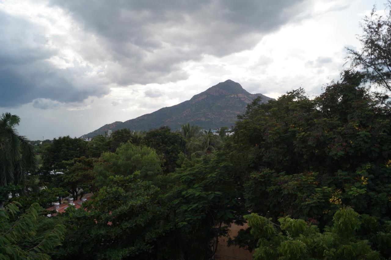 Hotel Siva Sakthi Tiruvannāmalai 外观 照片