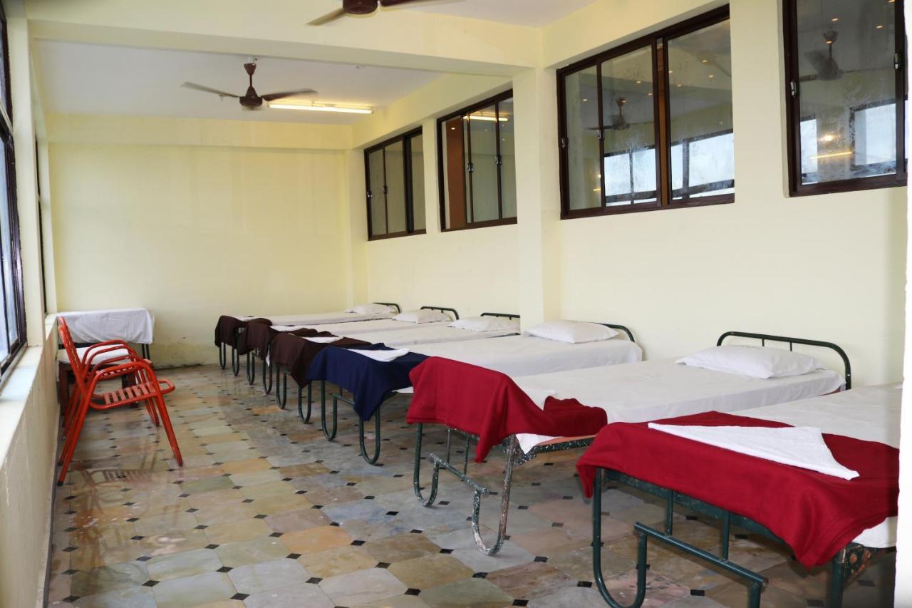 Hotel Siva Sakthi Tiruvannāmalai 外观 照片