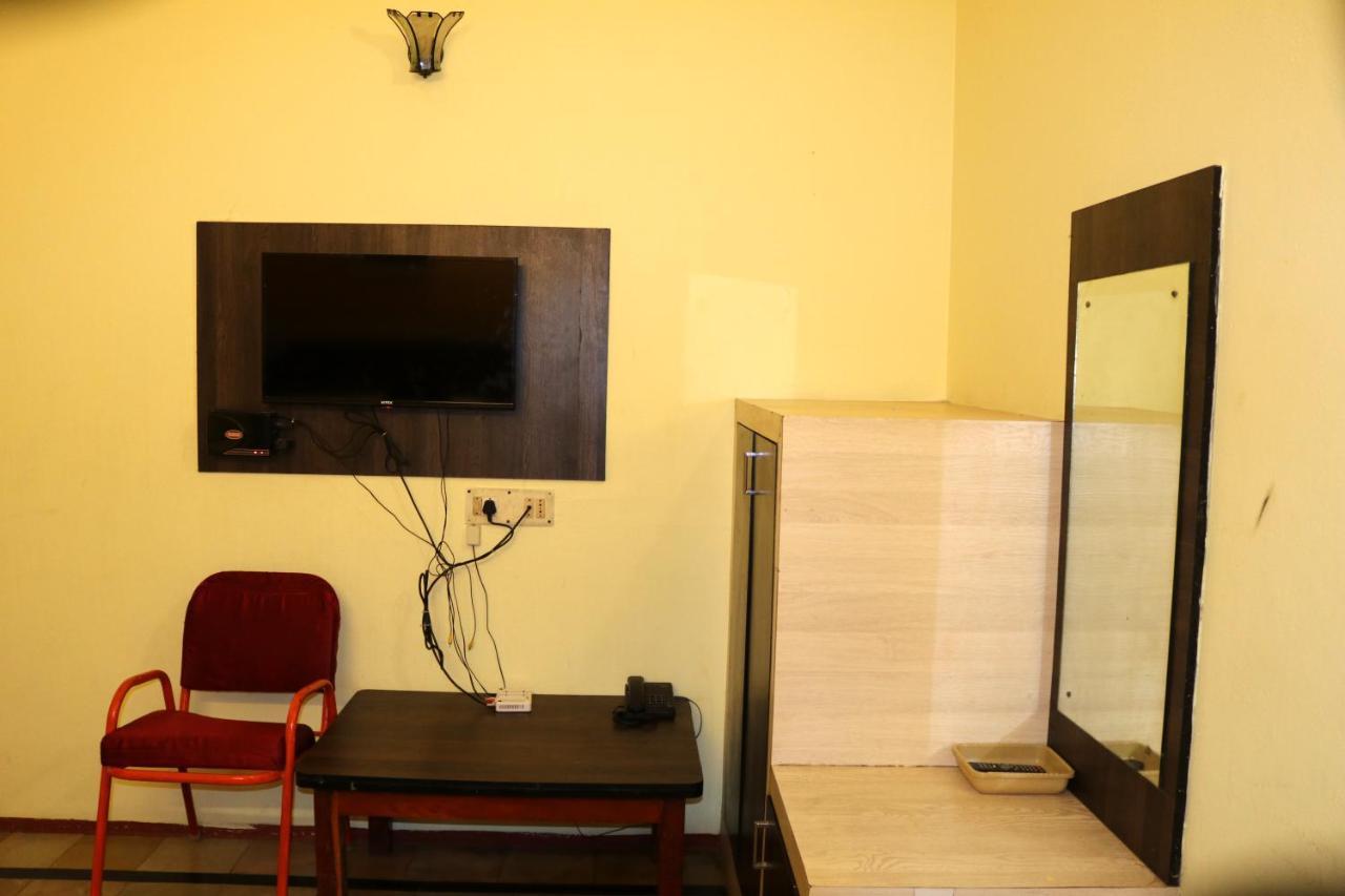 Hotel Siva Sakthi Tiruvannāmalai 外观 照片