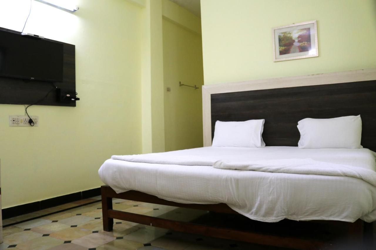 Hotel Siva Sakthi Tiruvannāmalai 外观 照片