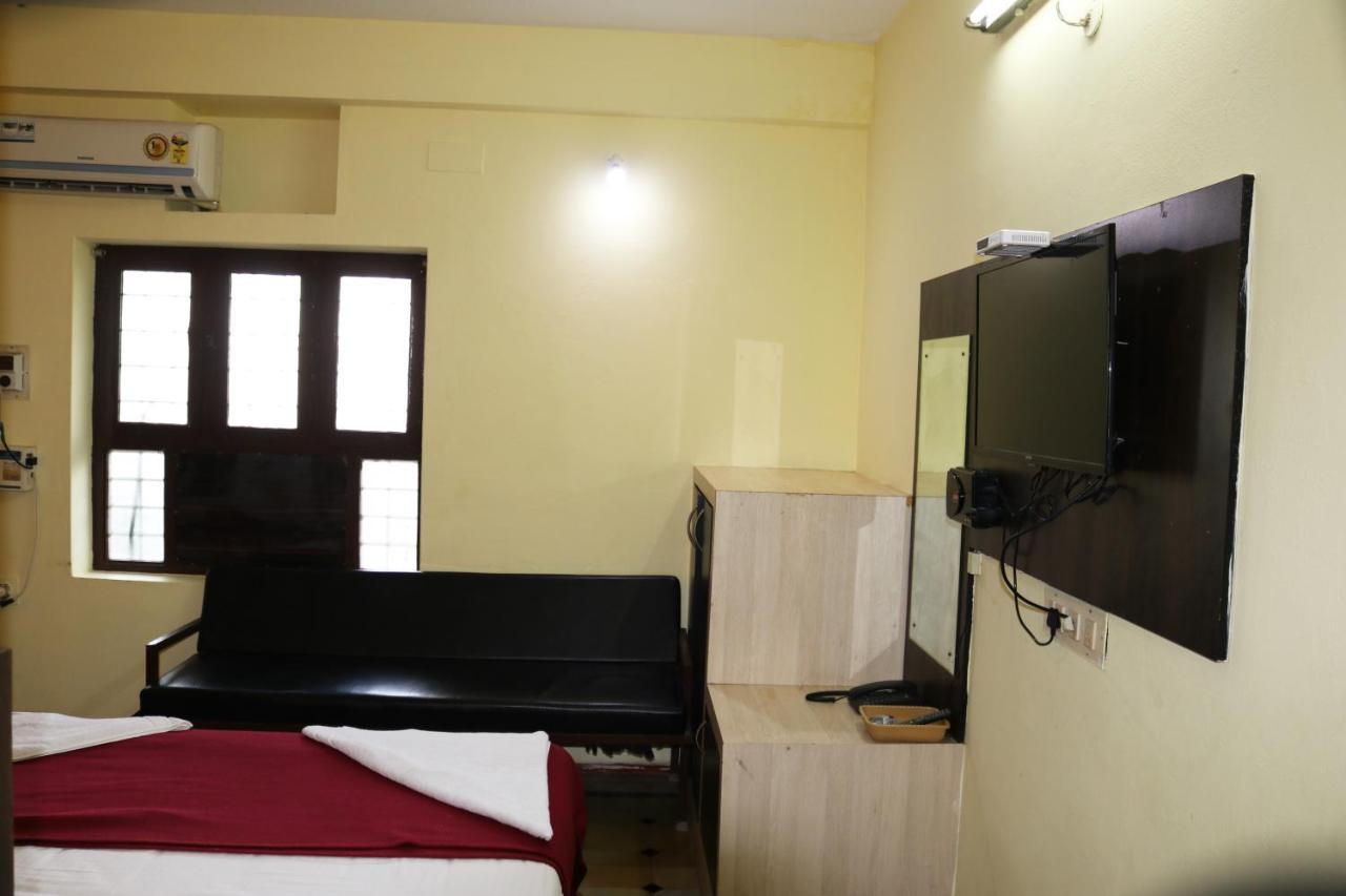 Hotel Siva Sakthi Tiruvannāmalai 外观 照片