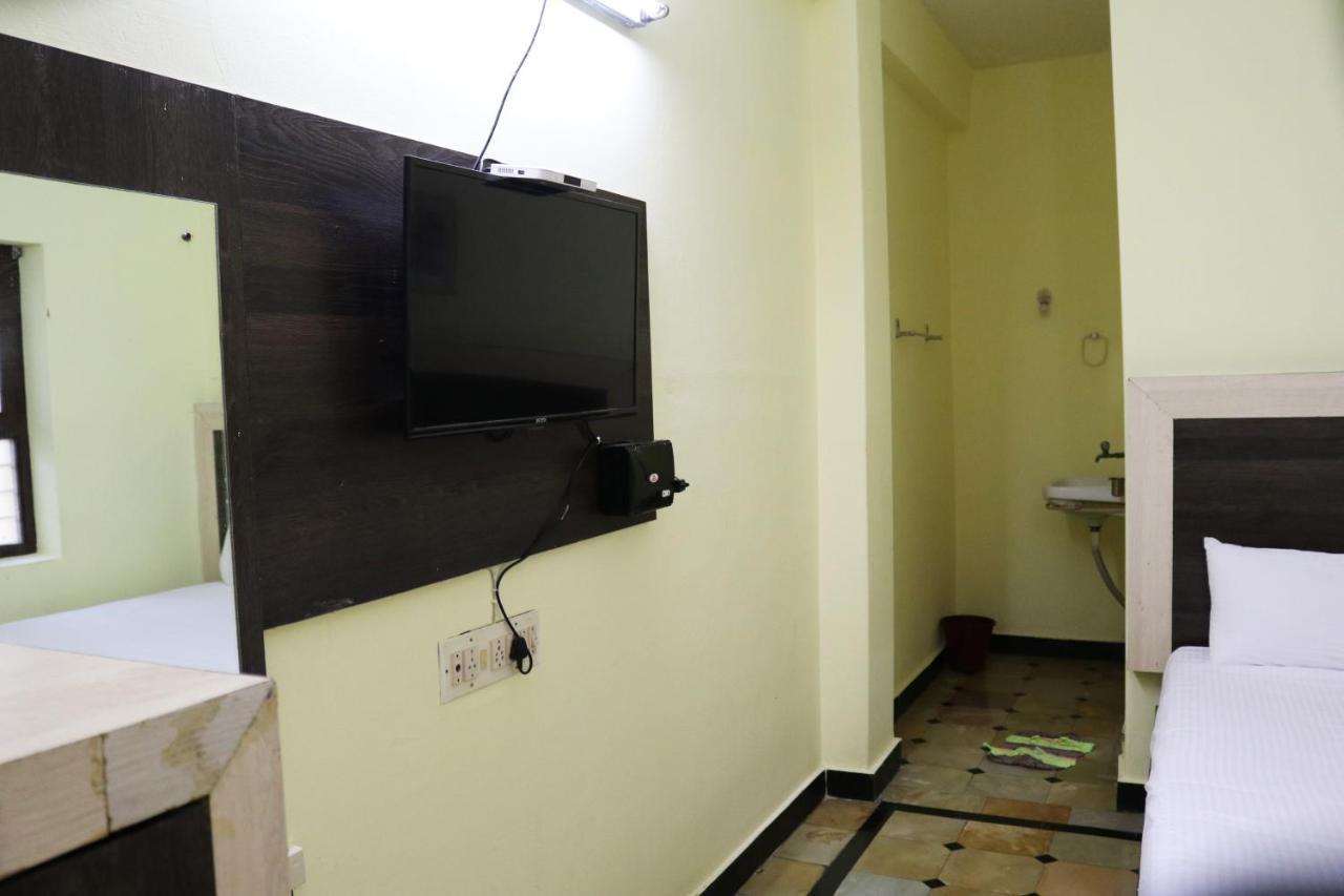 Hotel Siva Sakthi Tiruvannāmalai 外观 照片