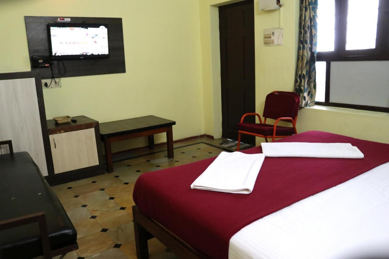 Hotel Siva Sakthi Tiruvannāmalai 外观 照片