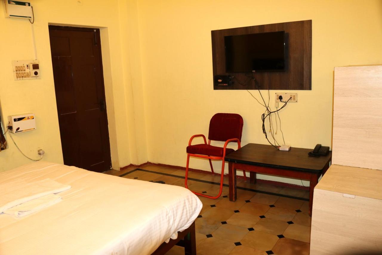 Hotel Siva Sakthi Tiruvannāmalai 外观 照片